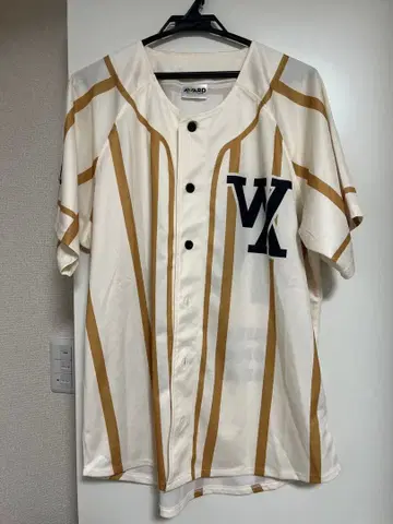 WEST. 10주년 AWARD 10주년을 맞이했습니다! 요샤츠