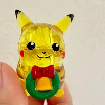 피카츄 피규어 크리스마스