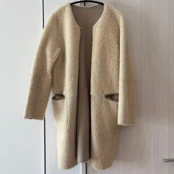 리얼 무스탕 리버서블 코트 베이지 사이즈 0