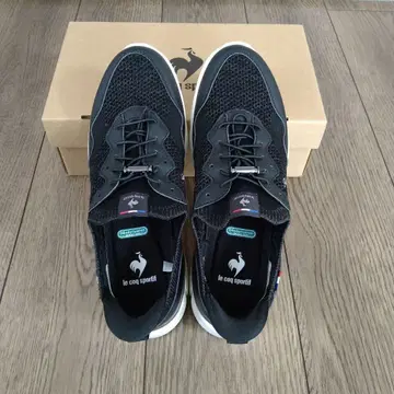 가격 인하했습니다 택 없음 미사용 새상품 르꼬끄 스포르티브 24.5cm