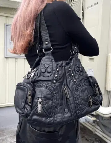 [ Never mind the XU ] 하트 빈티지 가죽 백