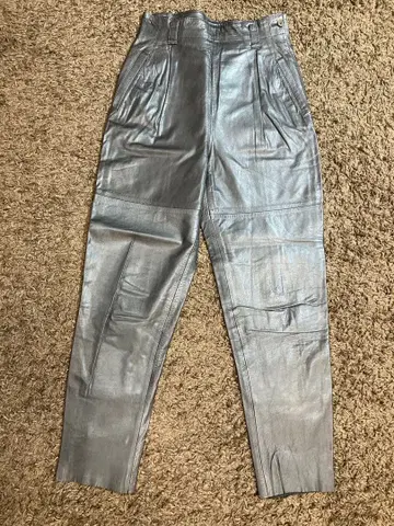 [ [ [ 가죽 팬츠 ] ] ] 소가죽 여성용 블랙 M 새상품급