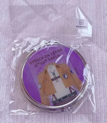 새상품 진격의 거인 엘빈 모티브 컴팩트 거울
