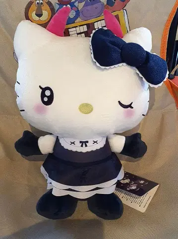 [산리오 캐릭터즈] 네오 고딕 데빌 인형 BIG 봉제 인형