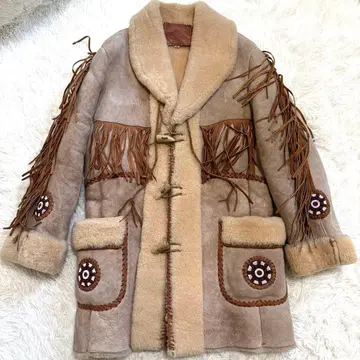 [ 레어 ] ARDNEY 무스탕 코트 아드니 양가죽 비즈