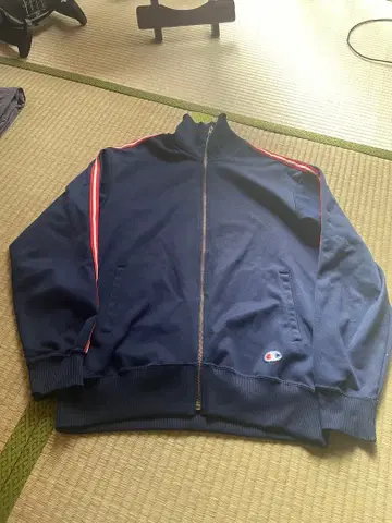 Champion 네이비 집업 저리