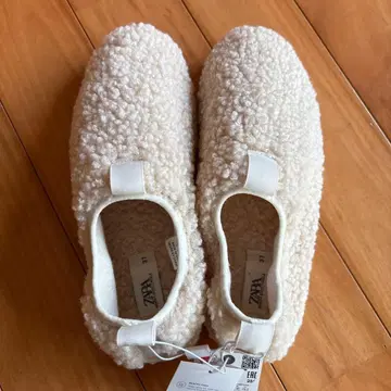 ZARA 보아 플랫슈즈 37