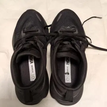 HOKA 러닝화 블랙 본다이 8 24.5cm