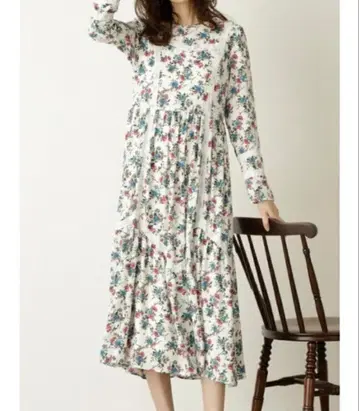 새상품 써니 플라워 원피스 JILLSTUART 질스튜어트 꽃무늬