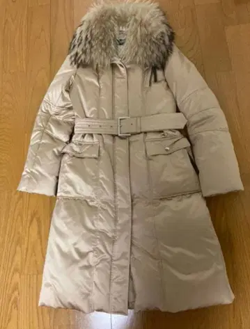 에포카 EPOCA 40 M 베이지 퍼 달린 롱 다운 자켓