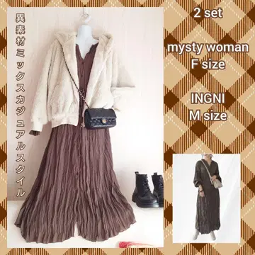 다른 소재 믹스로 내추럴 무드를 더한 캐주얼 코디 2종 세트