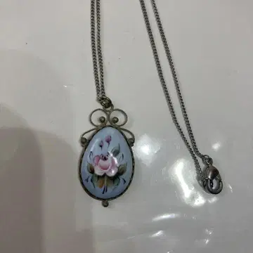 피니프치 펜던트