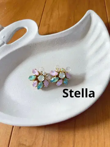 Stella 스와로브스키 귀찌