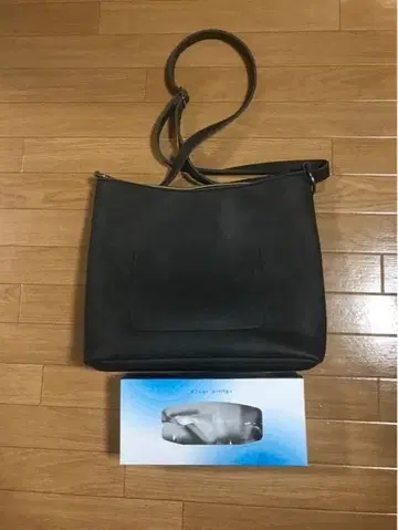 다크 그레이 숄더백 스웨이드풍