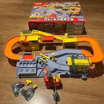 USED:DX 토미카 정비 공장 토미카 타운