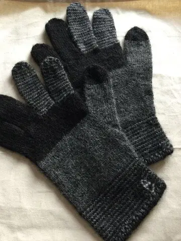 요건 레일 바바구리 니트 장갑 차콜 그레이와 블랙 보더
