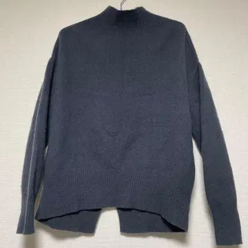 Simplicite 하이넥 스웨터