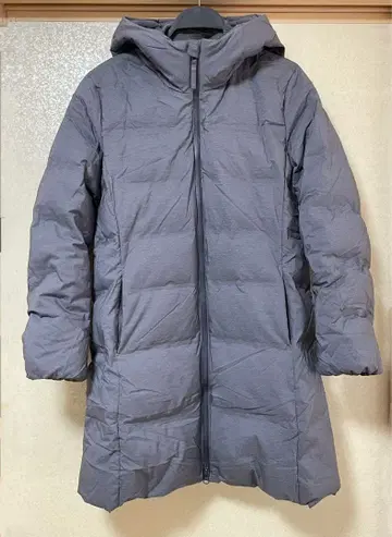 심리스 다운 코트 L