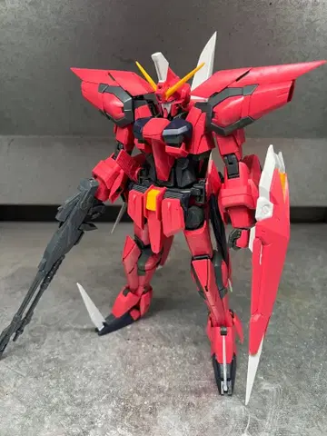 MG 1/100 이지스 건담
