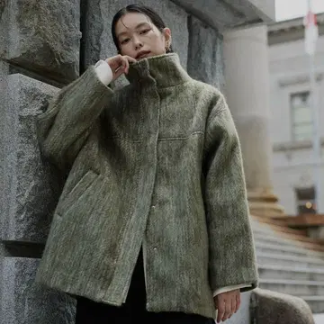 hellam 샤기 스탠드 카라 코트