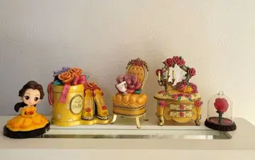 디즈니 스토어 미녀와 야수 벨 피규어 세트