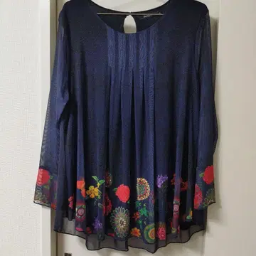 데시구알 튜닉 새상품 사이즈 XL