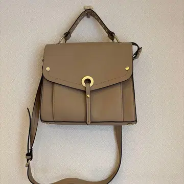 베이지 플랩 숄더백