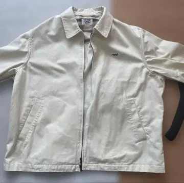 화이트 캐주얼 자켓