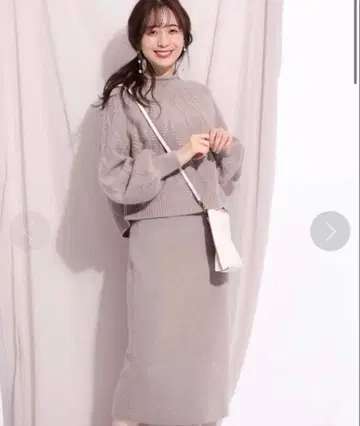 크로스 케이블 니트 업