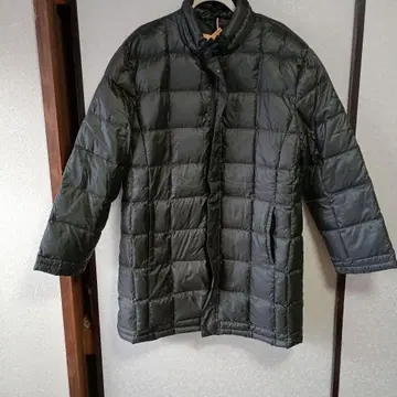 다크 그린 퀼팅 다운 자켓