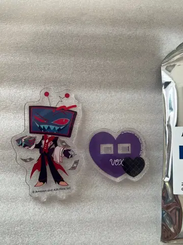 해즈빈 호텔 아크릴 스탠드 애니메이트 카페