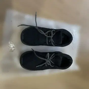 펠트 블랙 스니커즈, 고어텍스