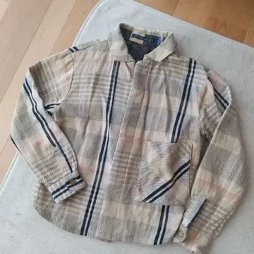 팔라스 팰리스 체크 무늬 긴팔 셔츠 베이지 계열 겉옷