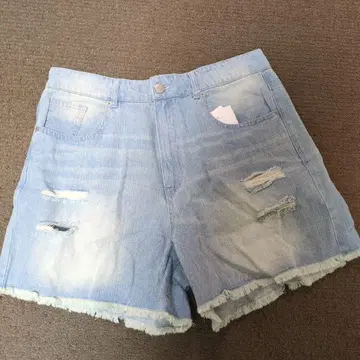 라이트 블루 데미지 데님 숏팬츠