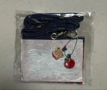 미사용 새상품 [파미리아] 네임 홀더 빨간색 계열 체크