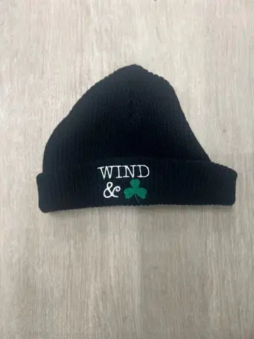 WIND AND SEA 블랙 니트 모자