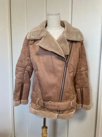 [ 새상품급 ] 2way 무스탕풍 보아 자켓 베이지