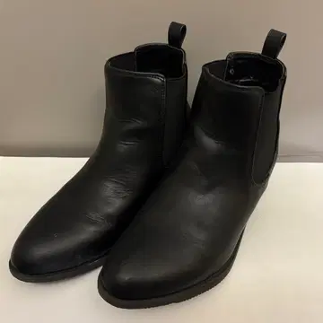 블랙 가죽 사이드 고어 부츠