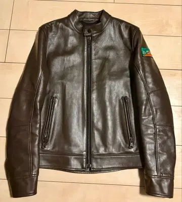 다이네즈 AGV 70주년 레거시 자켓