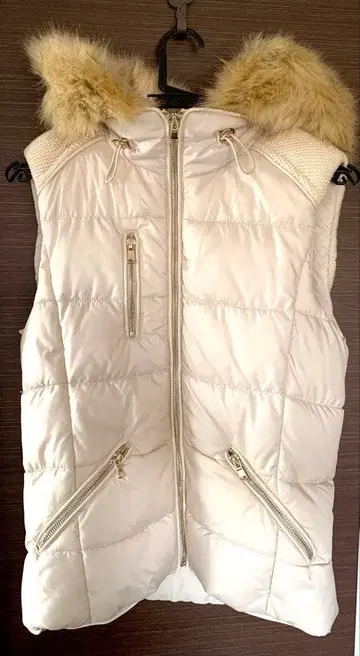 ZARA 자라 아이보리 퍼 포함 다운 베스트