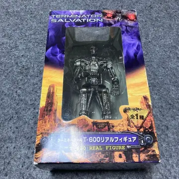 터미네이터 셀베이션 T-600 리얼 피규어