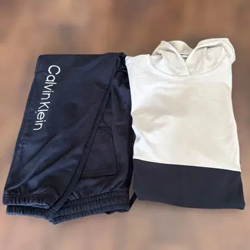 Calvin Klein 후디 화이트 블랙