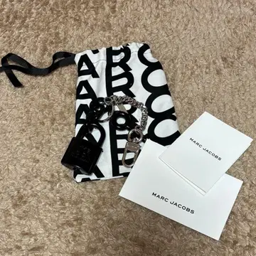 MARCJACOBS의 백참