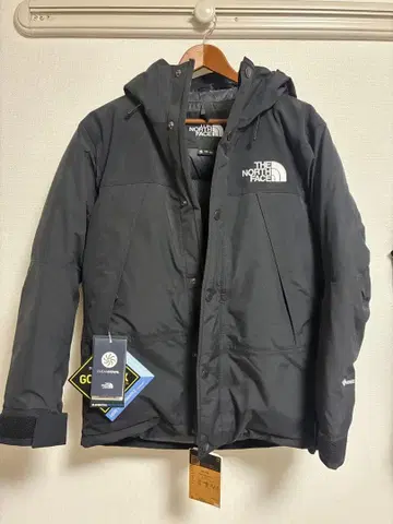 THE NORTH FACE Mountain Down Jacket XS