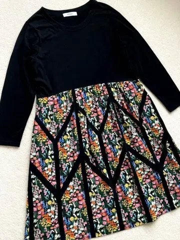 SUPER HAKKA 플라워 프린트 절개 원피스