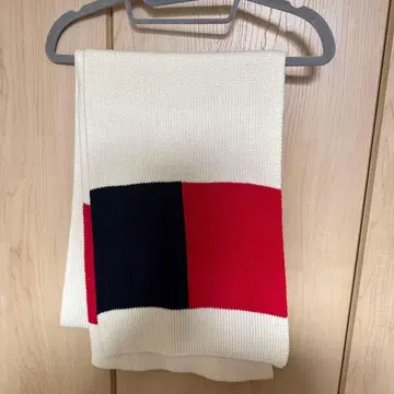 Tommy 머플러