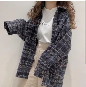 오버 사이즈 네이비 계열 체크 자켓