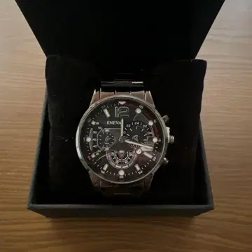 ENEVA 블랙 쿼츠 손목시계