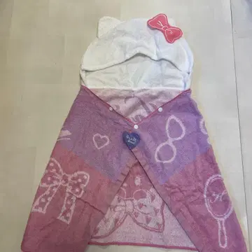 헬로키티 고양이 귀 후드 부착 타월 유니버설 스튜디오 재팬