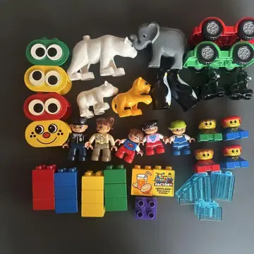 동물과 인형, 블록, 차량 세트